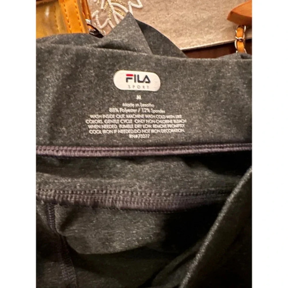 Fila Gray Pants Women's Size Medium - Picture 4 of 4